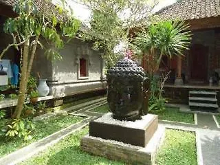 Kutuh Tirta Arum Guest House أوبود إندونيسيا
