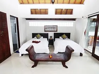 Kutuh Tirta Arum Guest House أوبود إندونيسيا